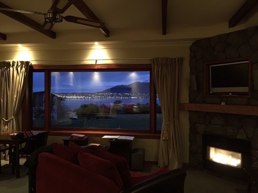 Tauhara Sunrise Lodge Taupo Exterior foto